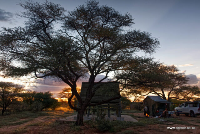 Sunset over Monamodi Campsite 2